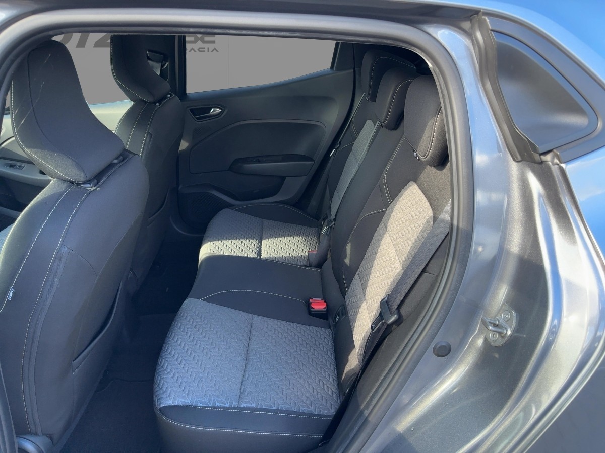 Renault Clio – Bild 7