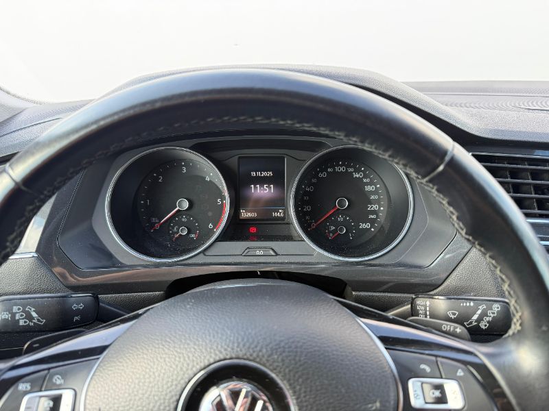 VOLKSWAGEN Tiguan Allspace 2019 — imagine 31