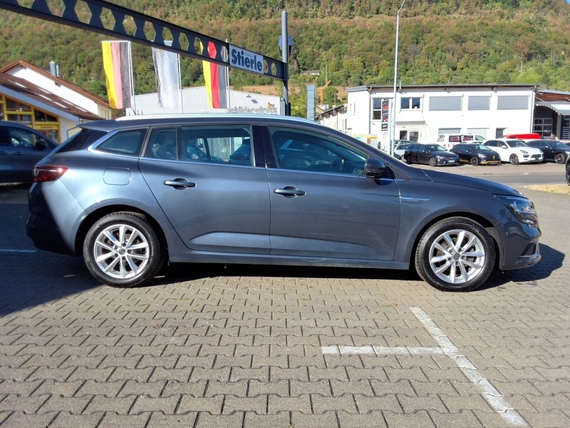 Fahrzeugabbildung Megane ENERGY TCE 130/CARPLAY/PDC/KLIMA Bild 5 von 16