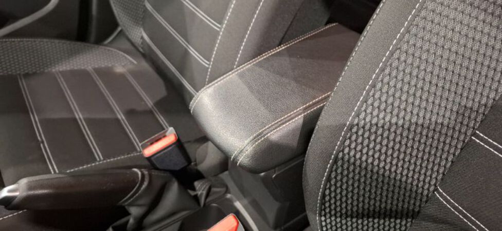DACIA Duster 2019 — imagine 19