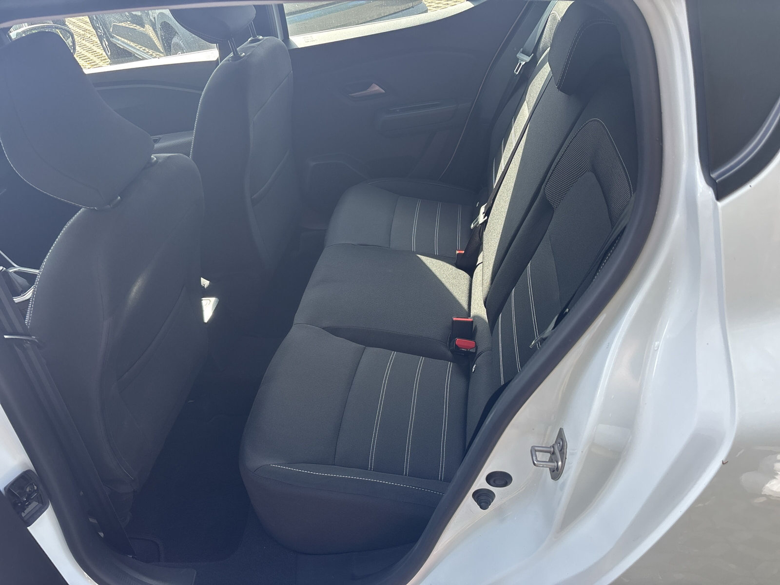 Dacia Sandero – Bild 8