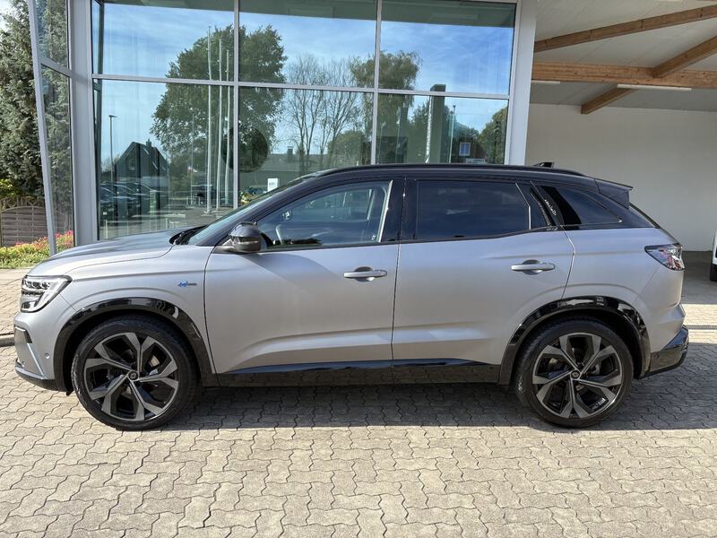 Fahrzeugabbildung Austral TCe 160 Techno Esprit Alpine Bild 2 von 11