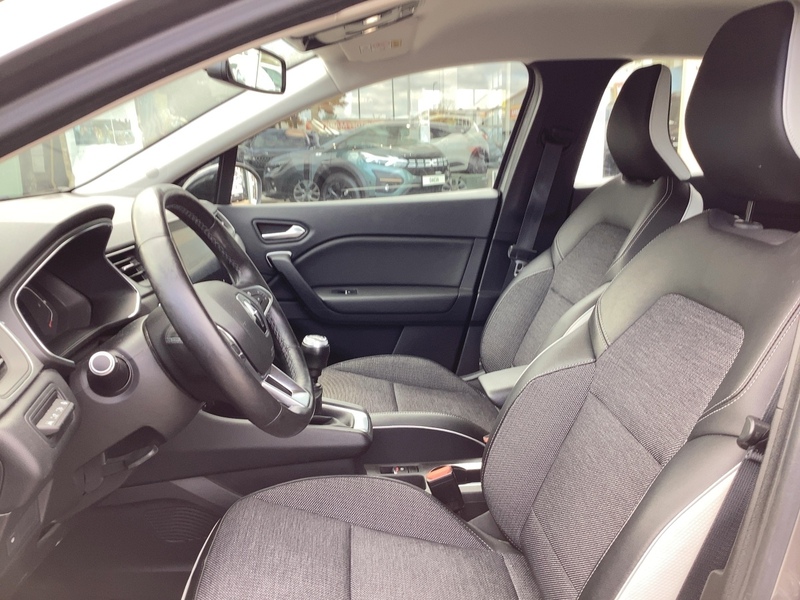 Fahrzeugabbildung Captur ABS Fahrerairbag ESP SERVO Bild 7 von 20
