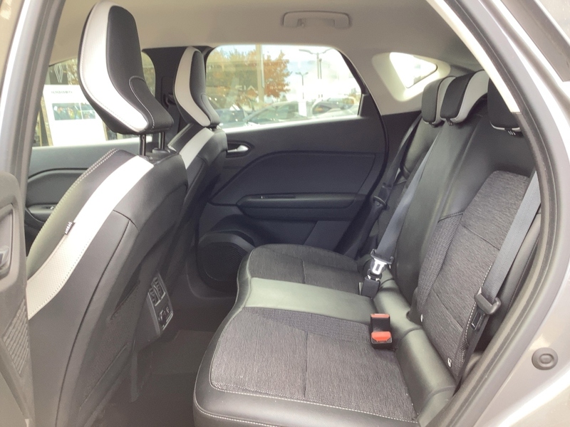 Fahrzeugabbildung Captur ABS Fahrerairbag ESP SERVO Bild 8 von 20