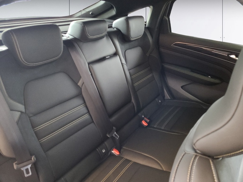 Fahrzeugabbildung Arkana E-TECH 145 E-Tech*AHK*NAVI* Bild 8 von 15