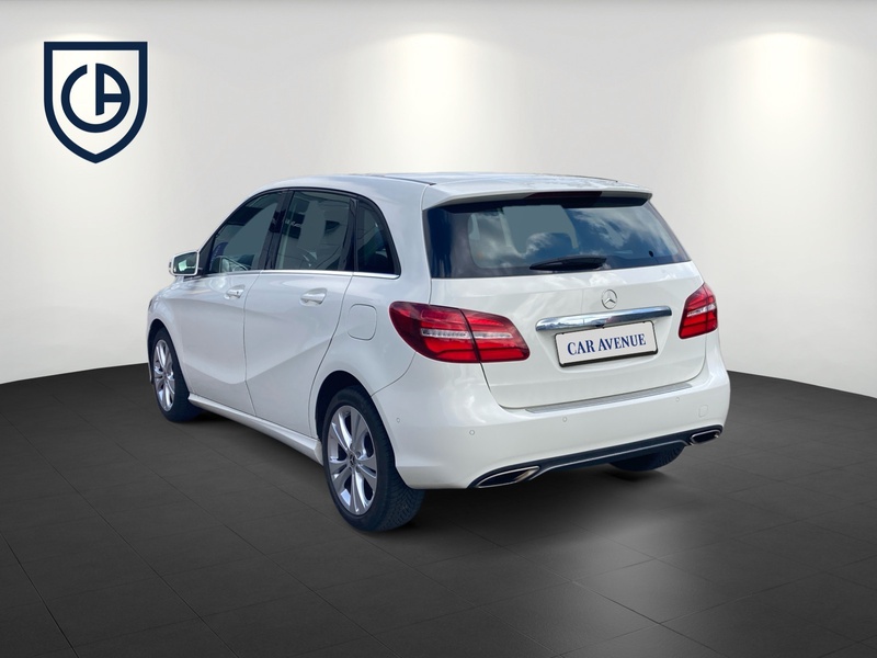 Mercedes-Benz B 200