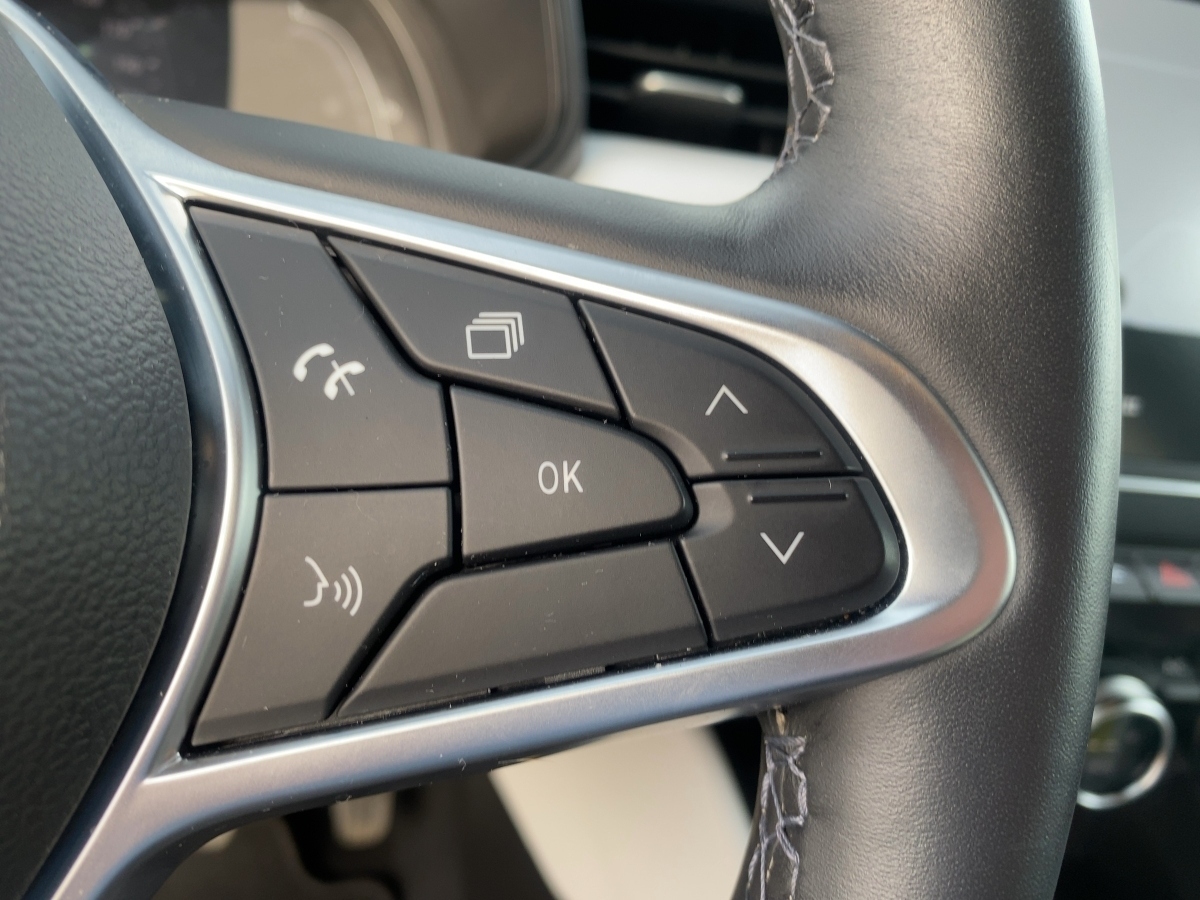 Renault Clio – Bild 17