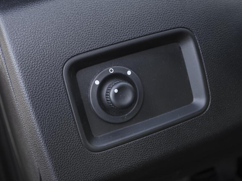 Fahrzeugabbildung Duster *AHK*1 Hd.*unfallfrei* Bild 10 von 15