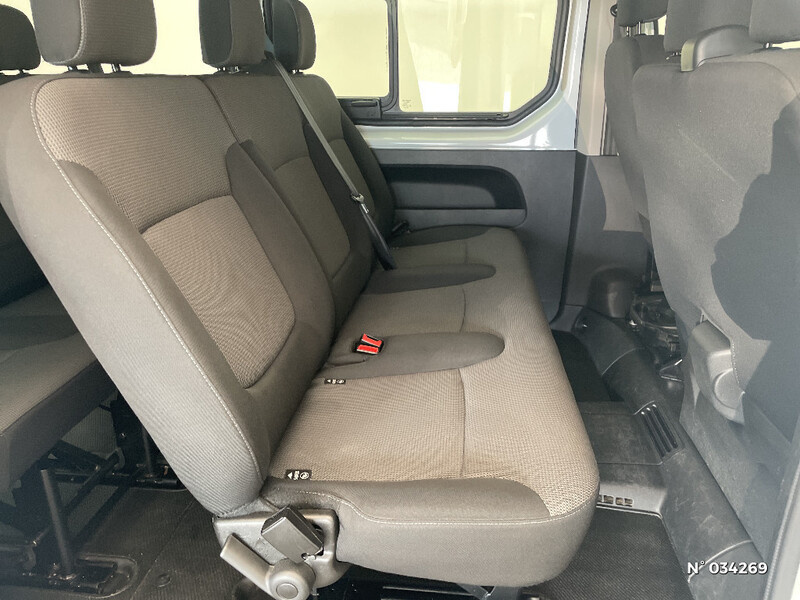 Renault Trafic Combi
