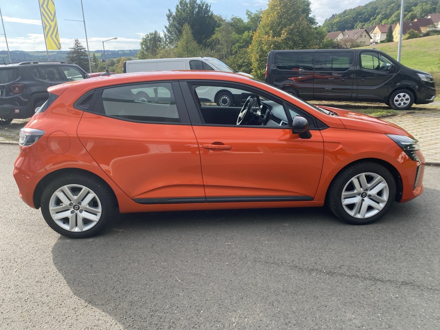 Renault Clio – Bild 8
