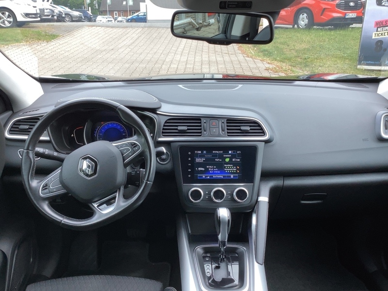 Fahrzeugabbildung Kadjar  1.3 TCe 140 Bose Edition Automatik Bild 8 von 15