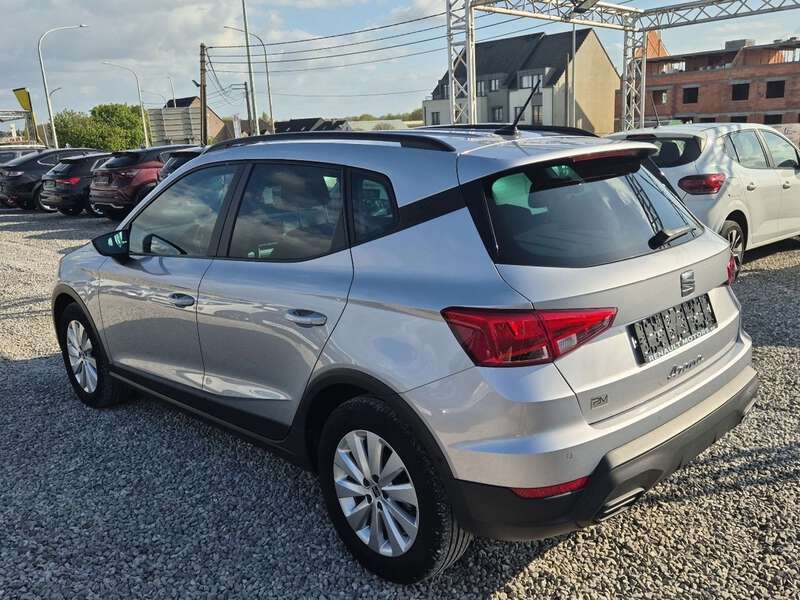 Seat Arona