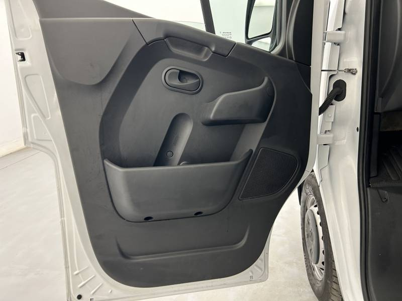 Renault Master III