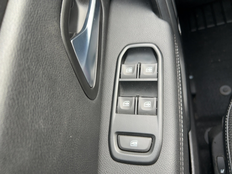 Fahrzeugabbildung Duster II Prestige 1.3 TCe 150 4WD GPF Bild 12 von 15