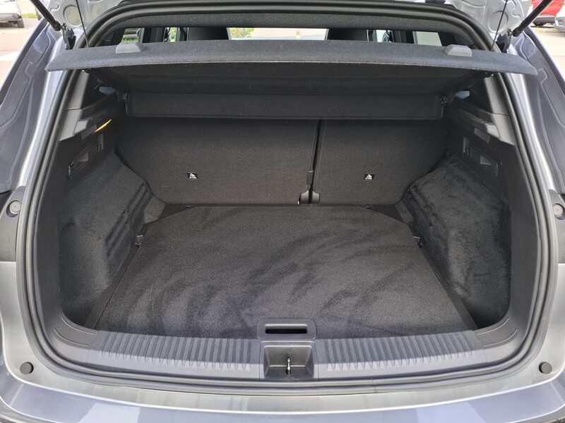 Fahrzeugabbildung Austral Techno Mild Hybrid 160 Automatik Bild 10 von 47