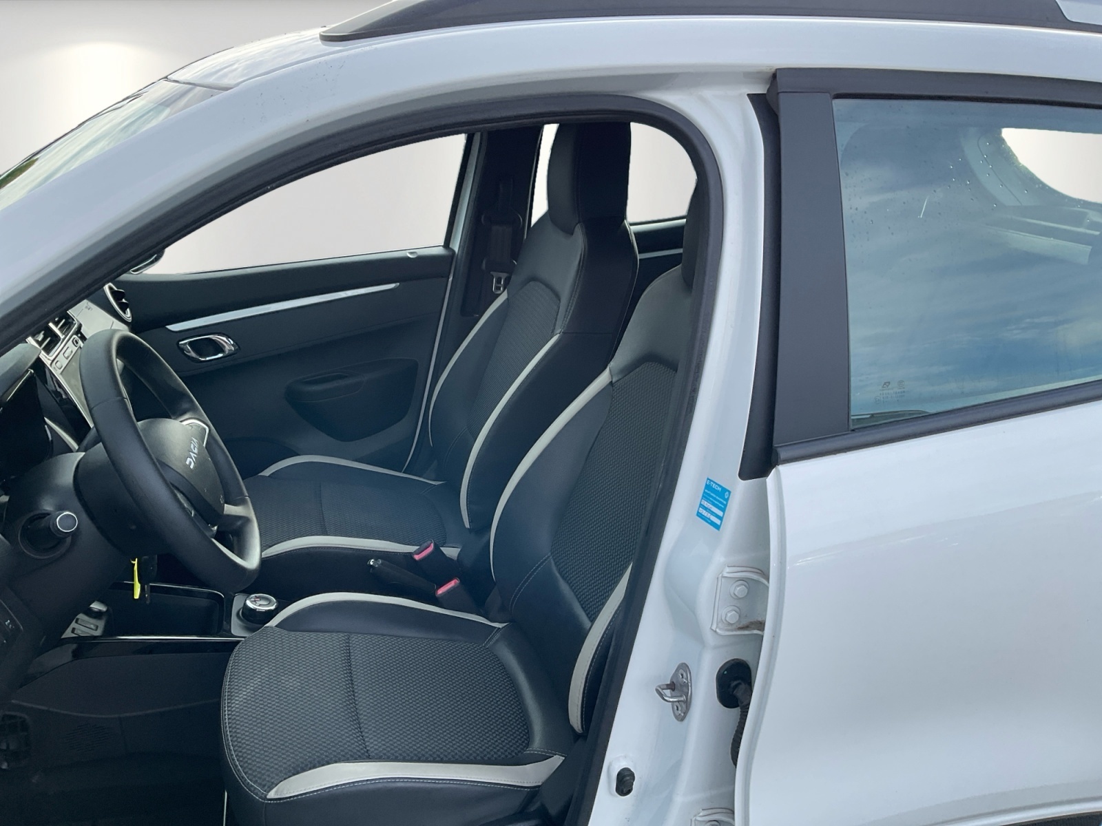 Dacia Spring – Bild 8