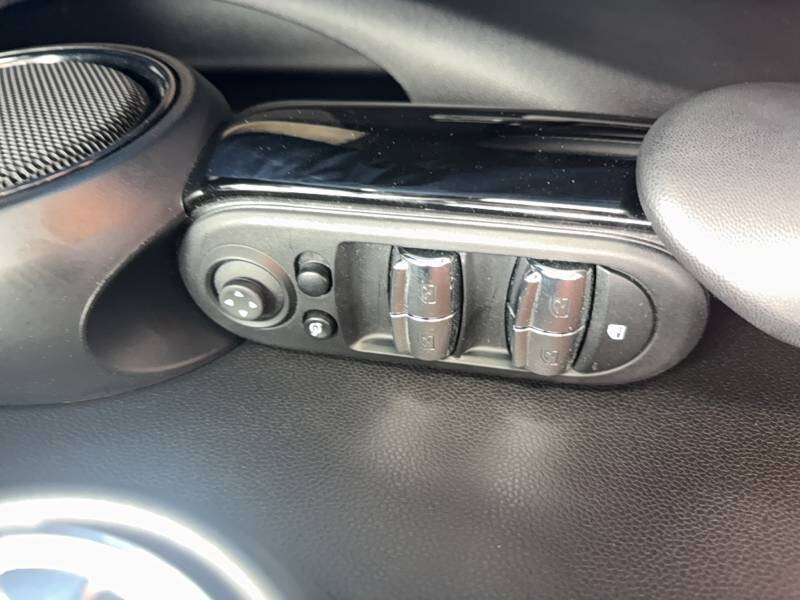 Mini Hatch 5 Portes F55 LCI II