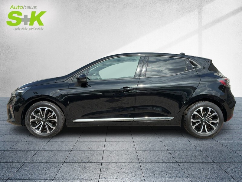 Fahrzeugabbildung Clio Techno Full Hybrid E-Tech 145 Bild 2 von 15