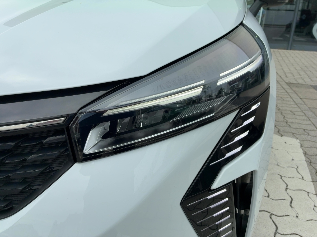 Renault Clio – Bild 21