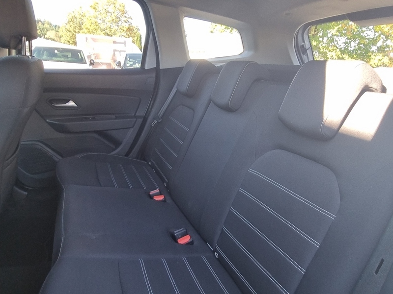 Fahrzeugabbildung Duster Prestige Blue dCi 115 4WD Bild 8 von 14