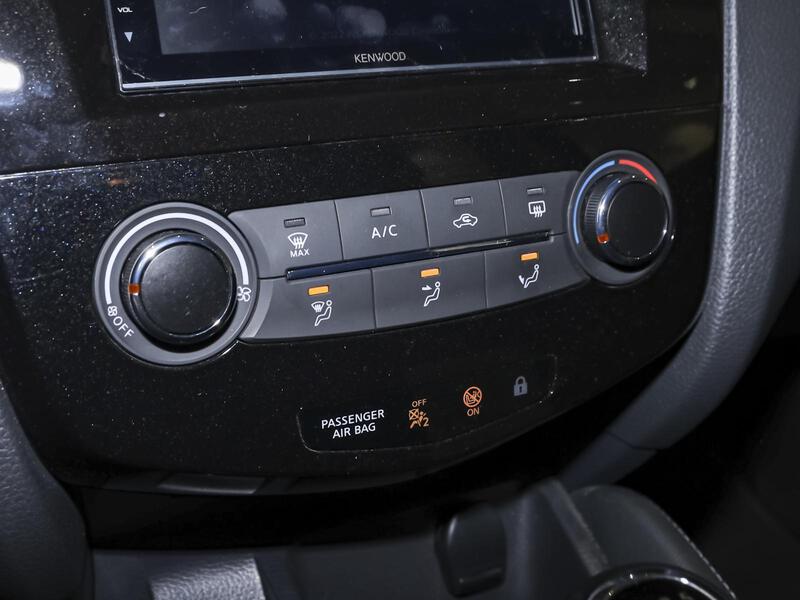 Fahrzeugabbildung Qashqai PDC BT CarPlay KLIMA Bild 15 von 15
