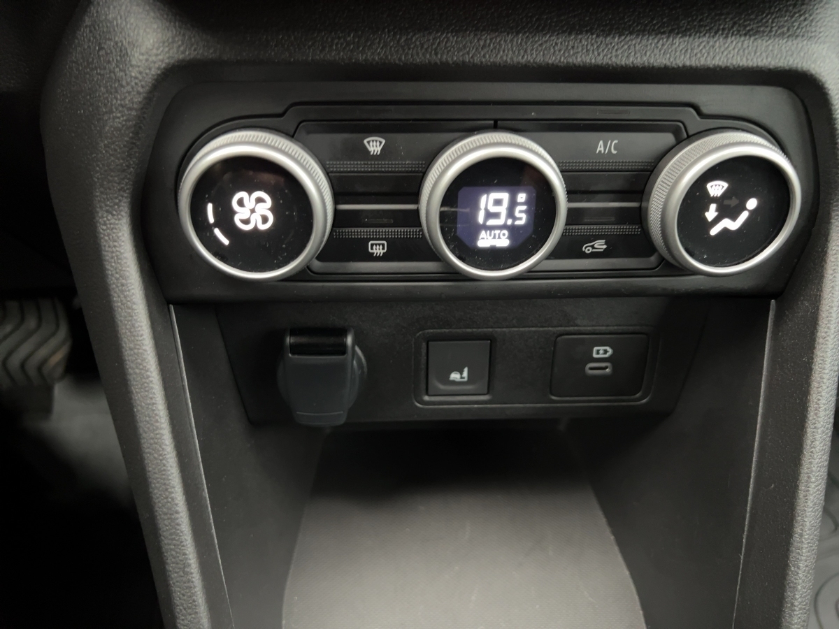 Dacia Sandero – Bild 20