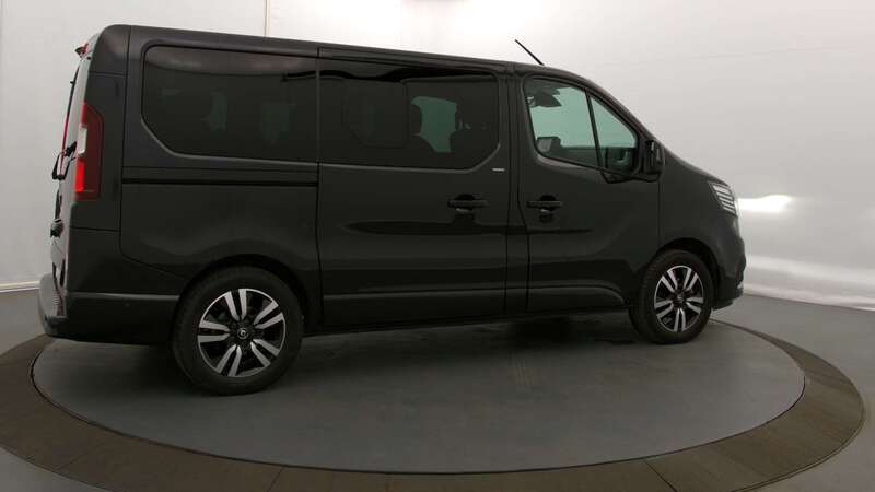 Renault Trafic Combi