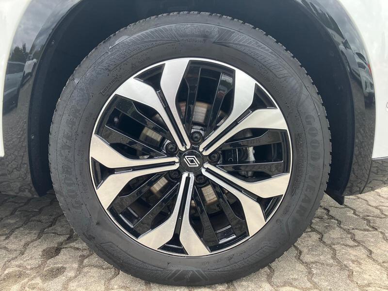 Fahrzeugabbildung Austral 140PS Automatik PDC LED Klimaautomatik Bild 19 von 20
