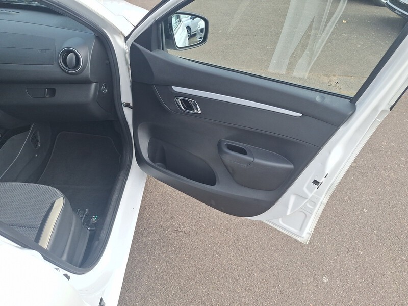 Fahrzeugabbildung Spring ABS Fahrerairbag Beifahrerairbag Bild 17 von 17