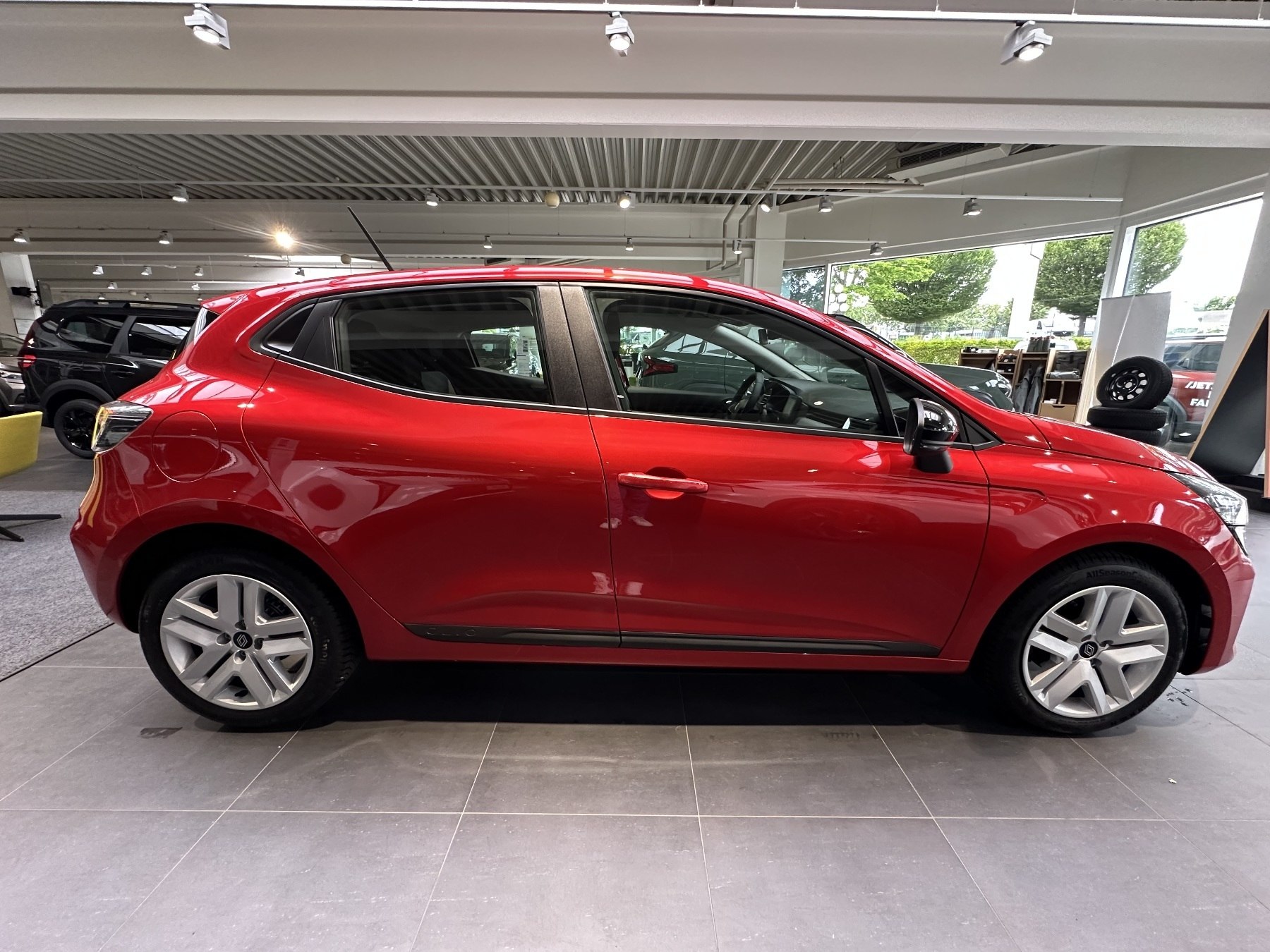 Renault Clio – Bild 7