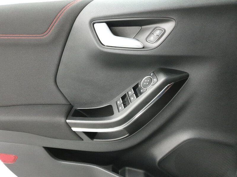 Fahrzeugabbildung Puma 1.0 EcoBoost MHEV ST-Line Bild 22 von 24