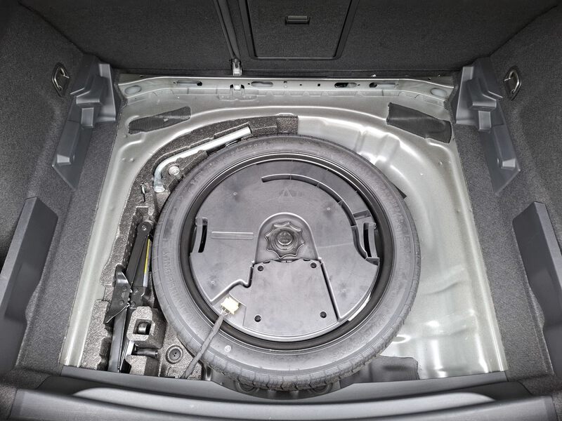 Fahrzeugabbildung Formentor 1.5 TSI 110 KW (150 PS) 7-Gang-DSG Bild 12 von 48