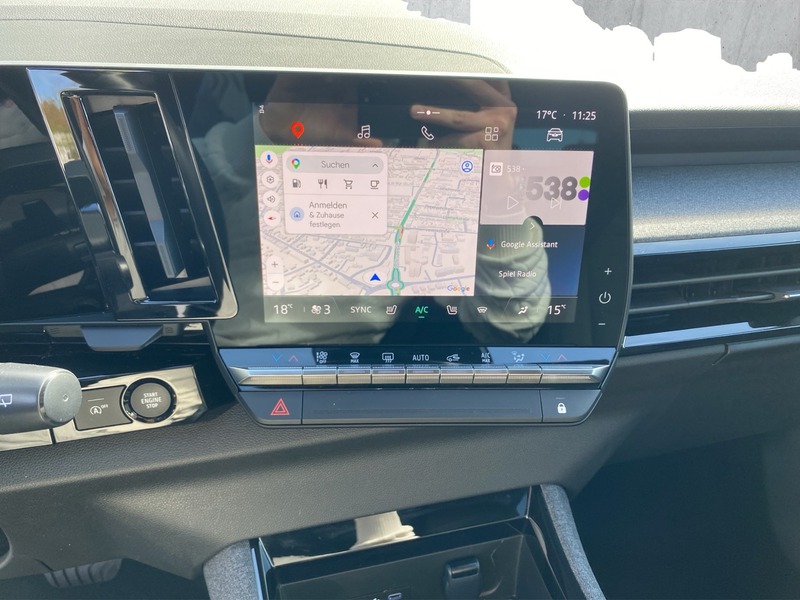 Fahrzeugabbildung Austral Evolution TCe 160 MildHybrid Bild 14 von 15
