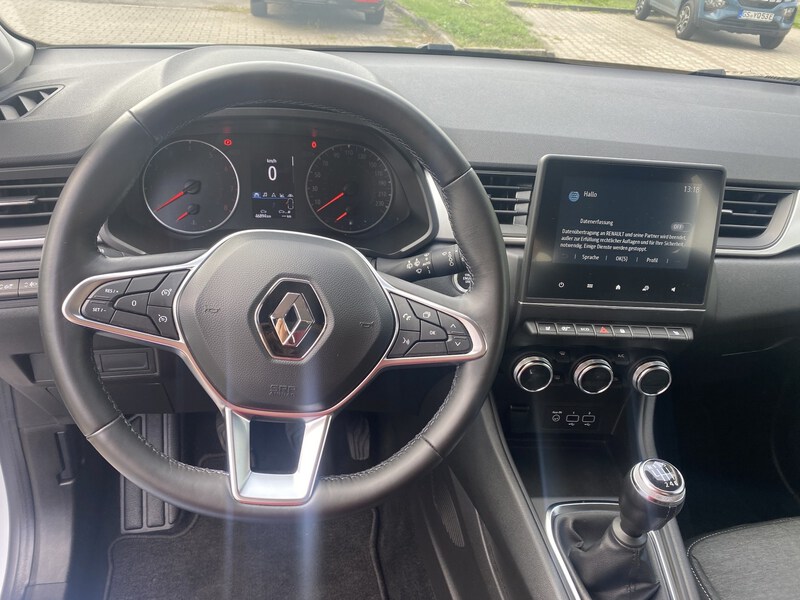 Fahrzeugabbildung Captur EQUILIBRE TCe 140 Bild 11 von 18