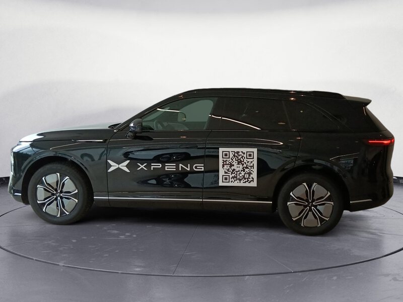 Xpeng G9