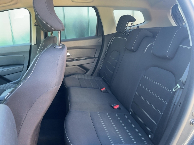 Fahrzeugabbildung Duster II 1.3 TCe 130 Prestige + 2WD Bild 7 von 15