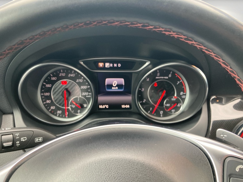 Mercedes-Benz GLA 45 AMG