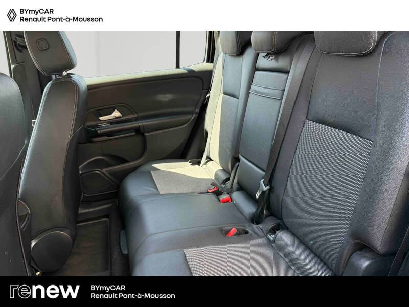 Mercedes GLB