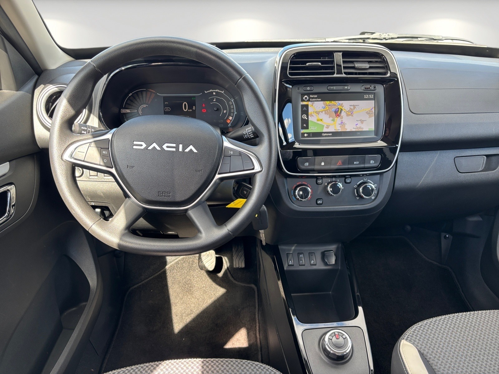 Dacia Spring – Bild 9