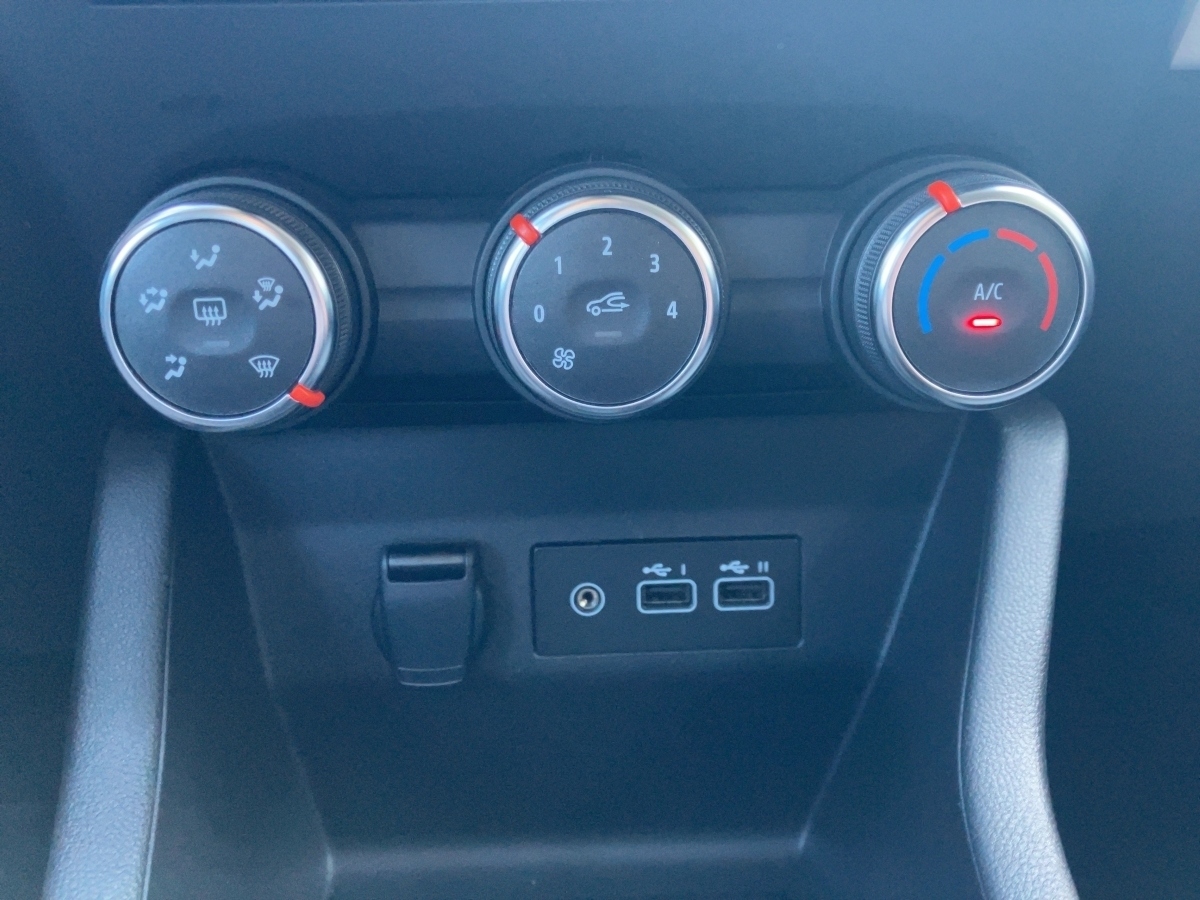 Renault Clio – Bild 18