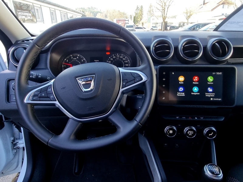 Fahrzeugabbildung Duster Prestige TCe 100 ECO-G Bild 9 von 13