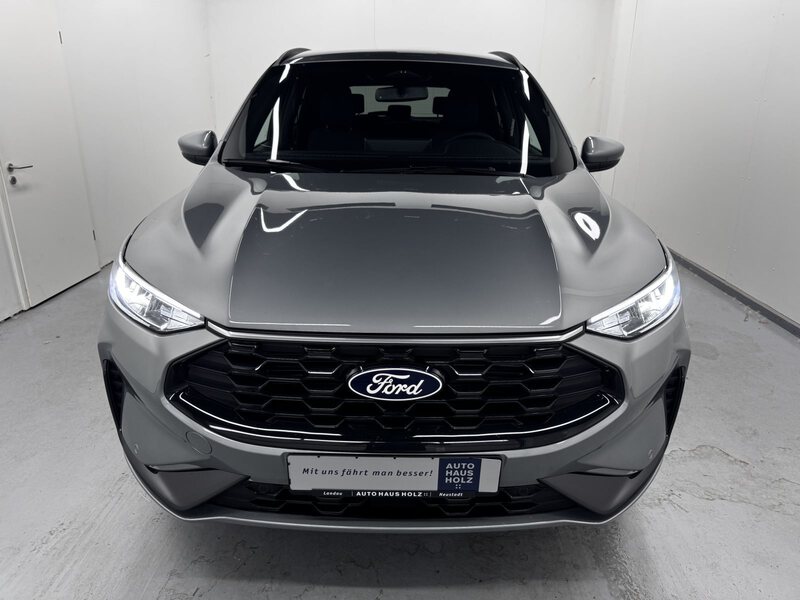 Fahrzeugabbildung Kuga 1.5 EcoBoost ST-Line Allwetterreifen Bild 6 von 40