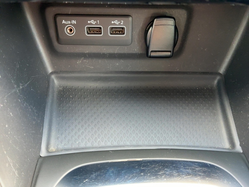 Fahrzeugabbildung Megane ++Navi++ Bild 37 von 50