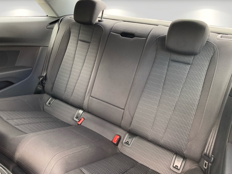 Fahrzeugabbildung A5 Coupe 40 TFSI Kamera/Sitzhzg Bild 7 von 12