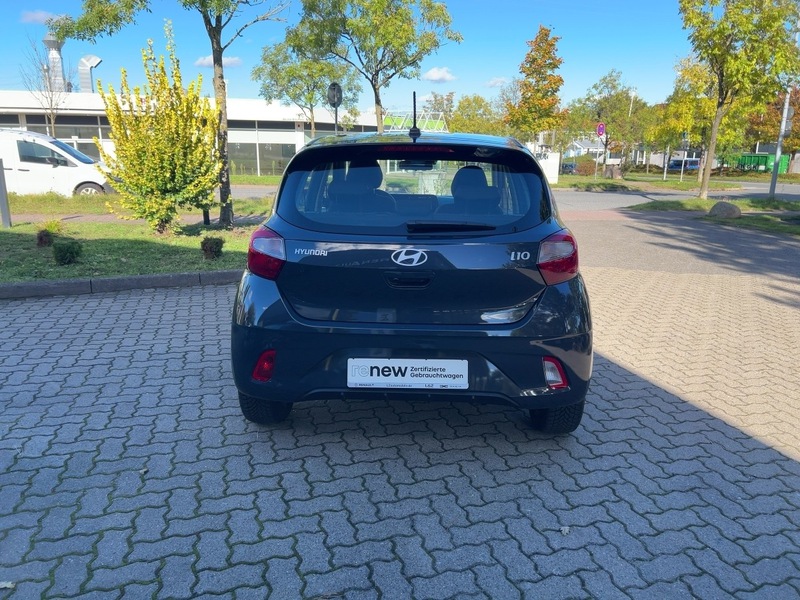 Fahrzeugabbildung i10 1.0 Trend *GJR,PDC,SHZ* Bild 3 von 15