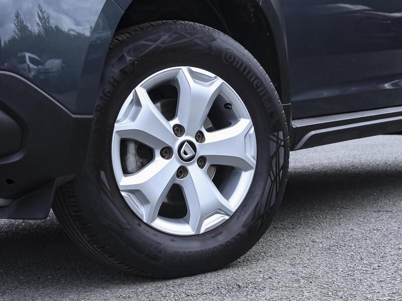 Fahrzeugabbildung Duster *1 Hd.*unfallfrei*S-HEFT* Bild 7 von 15