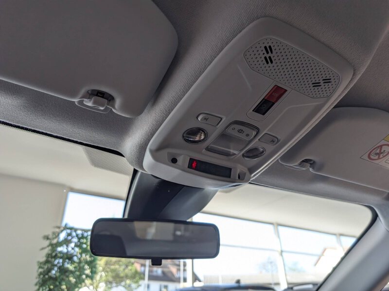 Fahrzeugabbildung 208 PureTech 75 Active Allwetter Navi Bild 34 von 37