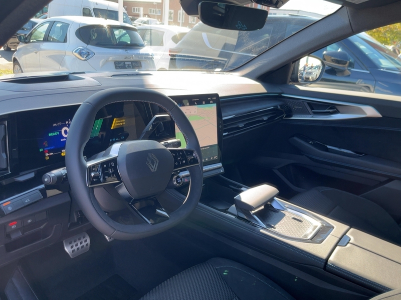 Fahrzeugabbildung Espace 6 Esprit Alpine E-Tech Full Hybrid 200 Bild 12 von 15