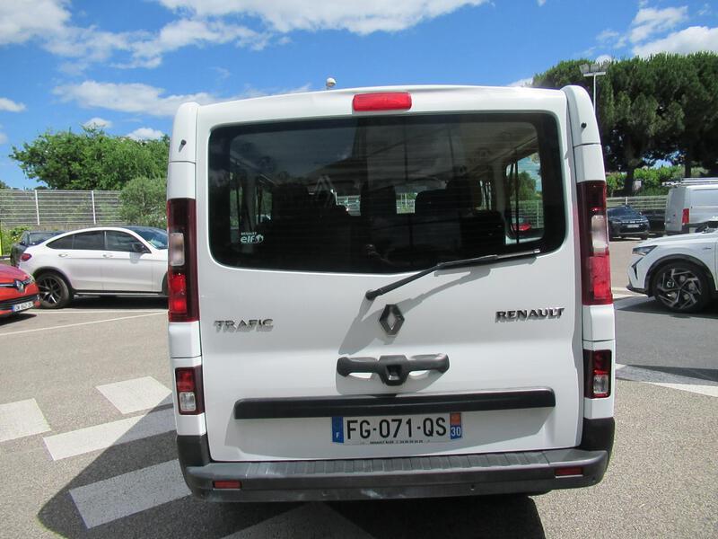 Renault Trafic Combi