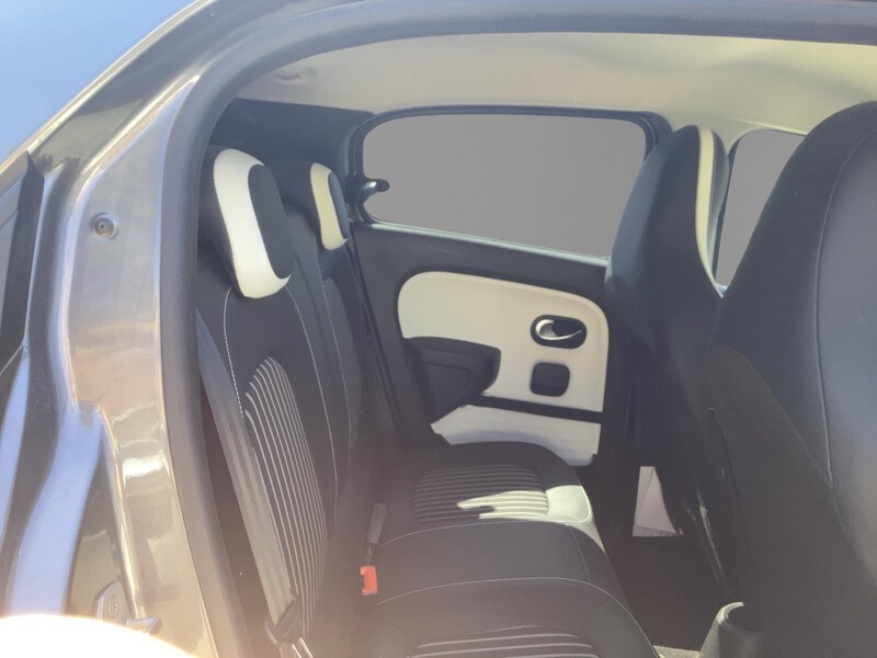 Fahrzeugabbildung Twingo Intens Sce 75 Start & Stop Bild 12 von 16